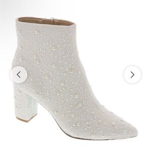 NEW Womens Betsey Johnson Cady Pearl Ankle Booties - US 5.5